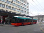 (220'430) - VB Biel - Nr. 58 - Hess/Hess Gelenktrolleybus am 31. August 2020 beim Bahnhof Biel