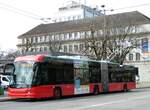 (247'629) - VB Biel - Nr. 93 - Hess/Hess Gelenktrolleybus am 25. Mrz 2023 beim Bahnhof Biel