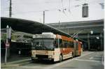(066'924) - VBL Luzern - Nr. 181 - NAW/Hess Gelenktrolleybus am 22. April 2004 beim Bahnhof Luzern
