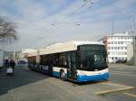 (132'987) - VBL Luzern - Nr. 217 - Hess/Hess Gelenktrolleybus am 11. Mrz 2011 in Luzern, Weinbergli