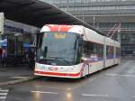 (156'015) - VBL Luzern - Nr. 242 - Hess/Hess Doppelgelenktrolleybus am 25. Oktober 2014 beim Bahnhof Luzern