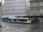 VBL Luzern/423599/156051---vbl-luzern---nr (156'051) - VBL Luzern - Nr. 211 - Hess/Hess Gelenktrolleybus am 25. Oktober 2014 beim Bahnhof Luzern