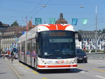 (173'835) - VBL Luzern - Nr. 241 - Hess/Hess Doppelgelenktrolleybus am 8. August 2016 in Luzern, Bahnhofbrcke