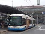 VBL Luzern/639964/199381---vbl-luzern---nr (199'381) - VBL Luzern - Nr. 219 - Hess/Hess Gelenktrolleybus am 18. November 2018 beim Bahnhof Luzern