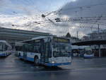 VBL Luzern/643915/200180---vbl-luzern---nr (200'180) - VBL Luzern - Nr. 573/LU 15'573 - Mercedes am 24. Dezember 2018 beim Bahnhof Luzern