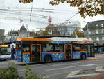 (256'899) - VBL Luzern - Nr. 353/LU 15'018 - Solaris am 10. November 2023 beim Bahnhof Luzern