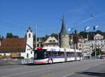 VBL Luzern/863087/266707---vbl-luzern---nr (266'707) - VBL Luzern - Nr. 420 - Hess/Hess Doppelgelenktrolleybus am 7. September 2024 in Luzern, Bahnhofbrcke