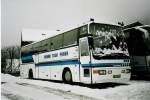 (044'316) - Aus der Tschechoslowakei: Friend Tour, Praha - AU-78-14 - Scania am 30. Dezember 2000 in Adelboden, Landstrasse