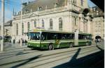 (013'729) - SVB Bern - Nr. 66 - Volvo/Hess Gelenktrolleybus am 4. Mrz 1996 beim Bahnhof Bern