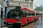 (060'220) - Bernmobil, Bern - Nr. 4 - NAW/Hess Gelenktrolleybus am 22. Mai 2003 beim Bahnhof Bern