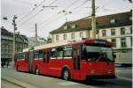 (065'934) - Bernmobil, Bern - Nr. 58 - FBW/Hess Gelenktrolleybus am 8. Mrz 2004 beim Bahnhof Bern