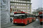 (067'306) - Bernmobil, Bern - Nr. 59 - FBW/Hess Gelenktrolleybus am 1. Mai 2004 beim Bahnhof Bern