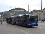 (176'671) - Bernmobil, Bern - Nr. 16 - NAW/Hess Gelenktrolleybus am 13. November 2016 beim Bahnhof Bern