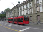 Bern/618839/194367---bernmobil-bern---nr (194'367) - Bernmobil, Bern - Nr. 27 - Hess/Hess Gelenktrolleybus am 24. Juni 2018 beim Bahnhof Bern