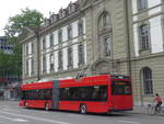 (194'376) - Bernmobil, Bern - Nr. 35 - Hess/Hess Gelenktrolleybus am 24. Juni 2018 beim Bahnhof Bern