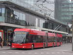 Bern/638912/199071---bernmobil-bern---nr (199'071) - Bernmobil, Bern - Nr. 41 - Hess/Hess Doppelgelenktrolleybus am 29. Oktober 2018 beim Bahnhof Bern