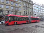 Bern/642279/199898---bernmobil-bern---nr (199'898) - Bernmobil, Bern - Nr. 880/BE 832'880 - Volvo am 10. Dezember 2018 beim Bahnhof Bern