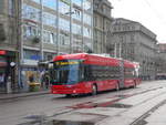 Bern/642280/199899---bernmobil-bern---nr (199'899) - Bernmobil, Bern - Nr. 36 - Hess/Hess Gelenktrolleybus am 10. Dezember 2018 beim Bahnhof Bern