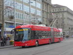 Bern/645002/200441---bernmobil-bern---nr (200'441) - Bernmobil, Bern - Nr. 34 - Hess/Hess Gelenktrolleybus am 31. Dezember 2018 beim Bahnhof Bern