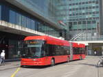 (226'660) - Bernmobil, Bern - Nr. 31 - Hess/Hess Gelenktrolleybus am 22. Juli 2021 beim Bahnhof Bern