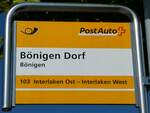 (251'907) - PostAuto-Haltestellenschild - Bnigen, Dorf - am 24. Juni 2023