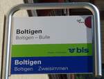 Boltigen/746810/180802---blstpf-haltestellenschild---boldtigen-bahnhof (180'802) - bls/tpf-Haltestellenschild - Boldtigen, Bahnhof - am 26. Mai 2017