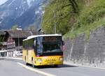 (261'700) - PostAuto Bern - Nr. 73/BE 171'453/PID 5624 - Setra (ex AVG Meiringen Nr. 73) am 25. April 2024 beim Bahnhof Brienz