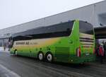 (270'850) - Sommer, Grnen - BE 226'999 - Van Hool am 11. Januar 2025 beim Bahnhof Frutigen