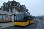 (283'498) - PostAuto Bern - BE 653'382/PID 11'681 - Mercedes (ex BE 535'079) am 25. Dezember 2025 beim Bahnhof Frutigen