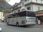 (147'585) - Aus Italien: Cialone, Ferentino - Nr. 526/EJ-120 EB - Irisbus am 4. November 2013 beim Bahnhof Interlaken West