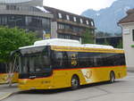 (216'298) - PostAuto Bern - BE 827'645 - Ebusco am 21. April 2020 beim Bahnhof Interlaken West