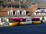 Interlaken/768823/232895---postauto-bern---be (232'895) - PostAuto Bern - BE 610'537 - Solaris am 13. Februar 2022 beim Bahnhof Interlaken Ost