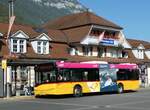 (255'845) - PostAuto Bern - BE 610'537/PID 5070 - Solaris am 2. Oktober 2023 beim Bahnhof Interlaken Ost