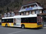 (260'700) - PostAuto Bern - BE 610'538/PID 5071 - Solaris am 26. Mrz 2024 beim Bahnhof Interlaken Ost