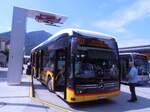 (290'091) - PostAuto Wallis - VS 581'433/PID 12'161 - eMercedes am 3. August 2026 beim Bahnhof Interlaken West