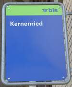 (166'219) - bls-Haltestellenschild - Kernenried, Kernenried - am 12. Oktober 2015
