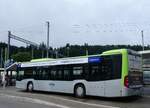 Langnau i.E./860817/265910---busland-burgdorf---nr (265'910) - Busland, Burgdorf - Nr. 118/BE 828'118 - Mercedes am 18. August 2024 beim Bahnhof Langnau