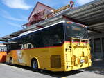 Meiringen/859622/265580---postauto-zentralschweiz---nr (265'580) - PostAuto Zentralschweiz - Nr. 406/OW 10'006/PID 5538 - Irisbus (ex Nr. 3; ex Dillier, Sarnen Nr. 3) am 13. August 2024 in Meiringen, Postautostation