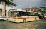(016'334) - STI Thun - Nr. 61/BE 452'461 - Mercedes/R&J am 16. Mrz 1997 beim Bahnhof Thun