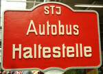 (145'099) - Altes STI-Haltestellenschild am 16. Juni 2013 in Thun, Garage