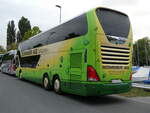 (238'838) - Sommer, Grnen - BE 71'702 - Neoplan am 6.