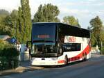 (239'905) - Eurobus, Bern - Nr. 6/BE 379'906 - Van Hool am 1. September 2022 bei der Schifflndte Thun 