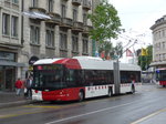 (171'782) - TPF Fribourg - Nr. 524 - Hess/Hess Gelenktrolleybus am 13. Juni 2016 beim Bahnhof Fribourg