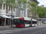 (218'505) - TPF Fribourg - Nr. 526 - Hess/Hess Gelenktrolleybus am 6. Juli 2020 beim Bahnhof Fribourg