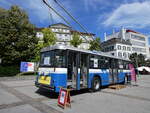 Fribourg/863267/266816---tf-fribourg-ctf-- (266'816) - TF Fribourg (CTF) - Nr. 34 - Saurer/Hess Trolleybus (ex TPF Fribourg Nr. 334; ex TF Fribourg Nr. 34) am 7. September 2024 in Fribourg, Place Georges Python