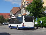 (218'573) - Genve-Tours, Genve -Nr. 984/GE 960'798 - Mercedes am 6. Juli 2020 beim Bahnhof Kerzers