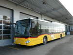 (229'945) - CarPostal Ouest - VD 205'674 - Mercedes am 31. Oktober 2021 in Kerzers, Interbus