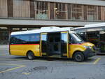 ilanz/802538/245171---postauto-graubuenden---nr (245'171) - PostAuto Graubnden - Nr. 31/GR 51'337/PID 11'696 - K-Bus am 18. Januar 2023 beim Bahnhof Ilanz