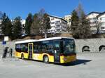 (233'678) - PostAuto Graubnden - GR 162'989 - Mercedes am 10. Mrz 2022 beim Bahnhof St. Moritz