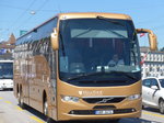 (173'845) - Aus Tschechien: Vega Tour, Praha - 5AM 0414 - Volvo am 8. August 2016 in Luzern, Bahnhofbrcke